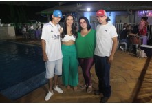 Niver 18 Anos Bárbara - 10 Anos Arthur - 8 Anos Gabrielly