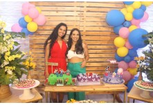 Niver 18 Anos Bárbara - 10 Anos Arthur - 8 Anos Gabrielly