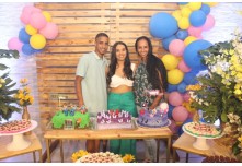 Niver 18 Anos Bárbara - 10 Anos Arthur - 8 Anos Gabrielly