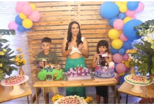 Niver 18 Anos Bárbara - 10 Anos Arthur - 8 Anos Gabrielly