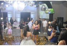 Niver 15 Anos Maria Vitoria
