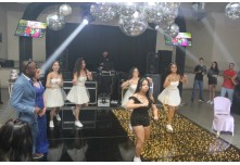 Niver 15 Anos Maria Vitoria