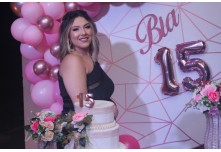 Niver 15 Anos Bia Chiarelo