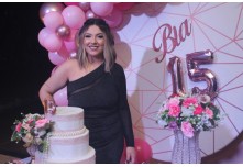 Niver 15 Anos Bia Chiarelo