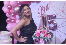 Niver 15 Anos Bia Chiarelo