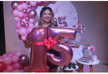 Niver 15 Anos Bia Chiarelo