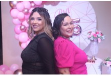 Niver 15 Anos Bia Chiarelo