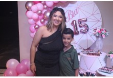 Niver 15 Anos Bia Chiarelo