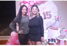 Niver 15 Anos Bia Chiarelo