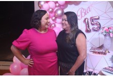 Niver 15 Anos Bia Chiarelo