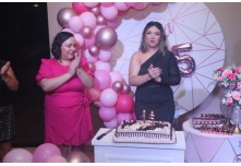 Niver 15 Anos Bia Chiarelo