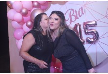 Niver 15 Anos Bia Chiarelo