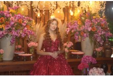 Niver 15 Anos Lara Lindicy