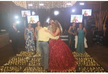 Niver 15 Anos Lara Lindicy