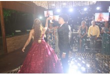 Niver 15 Anos Lara Lindicy