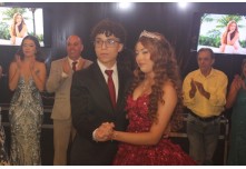 Niver 15 Anos Lara Lindicy