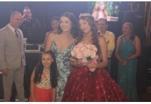 Niver 15 Anos Lara Lindicy