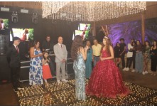 Niver 15 Anos Lara Lindicy