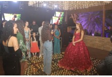 Niver 15 Anos Lara Lindicy