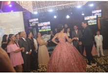 Niver 15 Anos Maria Laura Dutra