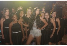 Niver 15 Anos Maria Laura Dutra