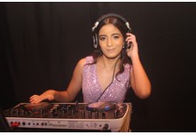 Niver 15 Anos Laura Moris 