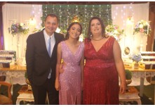 Niver 15 Anos Laura Moris 