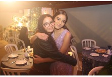 Niver 15 Anos Laura Moris 