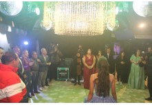 Niver 15 Anos Laura Moris 