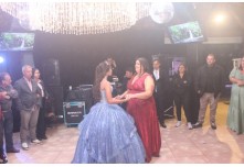 Niver 15 Anos Laura Moris 