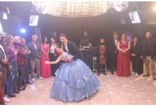 Niver 15 Anos Laura Moris 