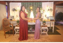 Niver 15 Anos Laura Moris 