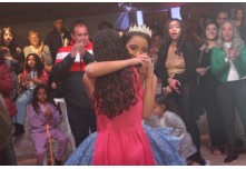 Niver 15 Anos Laura Moris 