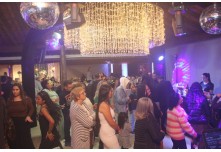 Niver 15 Anos Laura Moris 