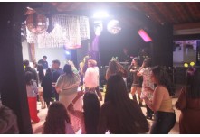 Niver 15 Anos Laura Moris 