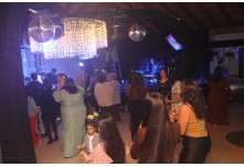 Niver 15 Anos Laura Moris 