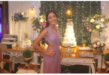 Niver 15 Anos Laura Moris 