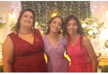 Niver 15 Anos Laura Moris 