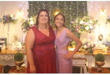 Niver 15 Anos Laura Moris 