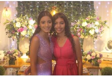 Niver 15 Anos Laura Moris 