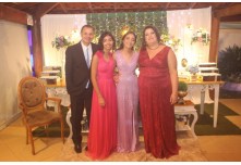 Niver 15 Anos Laura Moris 