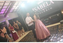 Niver 15 Anos Isabela Valério