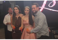Niver 15 Anos Isabela Valério
