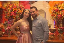 Niver 15 Anos Isabela Valério