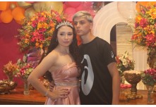 Niver 15 Anos Isabela Valério
