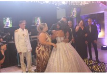 Niver 15 Anos Hellena Reis