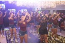 Niver 15 Anos Hellena Reis