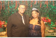 Niver 15 Anos Hellena Reis