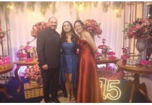 Niver 15 Anos Maria Júlia Alvarenga