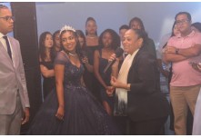 Niver 15 Anos Mayla Lima